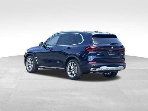 Tanzanite Blue II Metallic 2026 BMW X5 xDrive40i