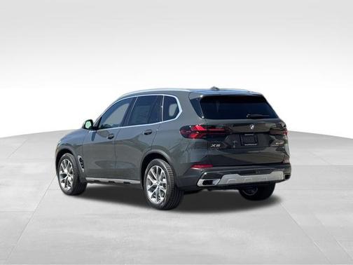 Dravit Grey Metallic 2026 BMW X5 xDrive40i