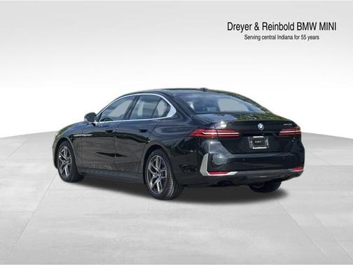 2024 BMW i5 eDrive40