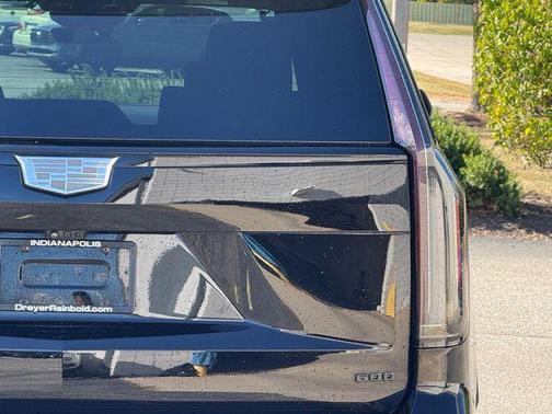 2024 Cadillac Escalade Sport