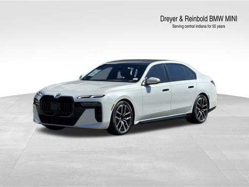 2025 BMW 740 i xDrive