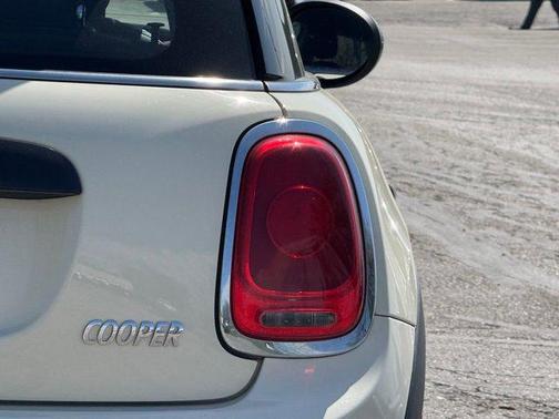 2018 MINI Hardtop Cooper