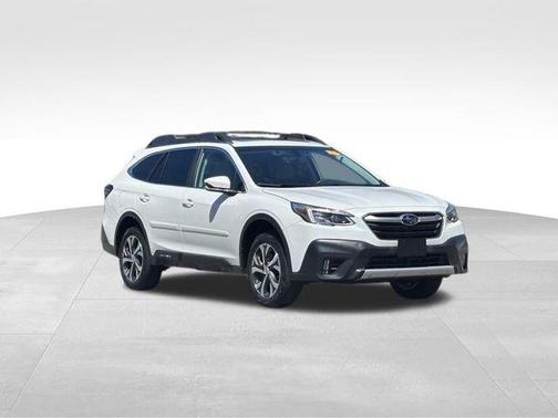 Crystal White Pearl 2021 Subaru Outback Limited