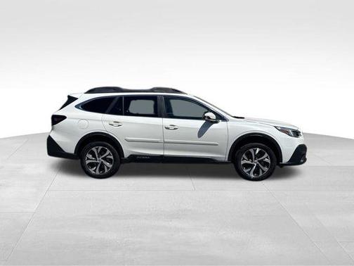 Crystal White Pearl 2021 Subaru Outback Limited