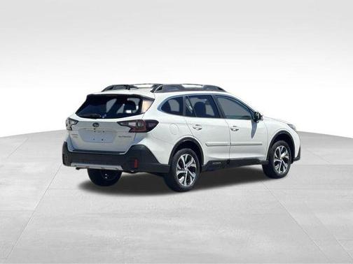 Crystal White Pearl 2021 Subaru Outback Limited