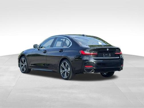 2024 BMW 330 i