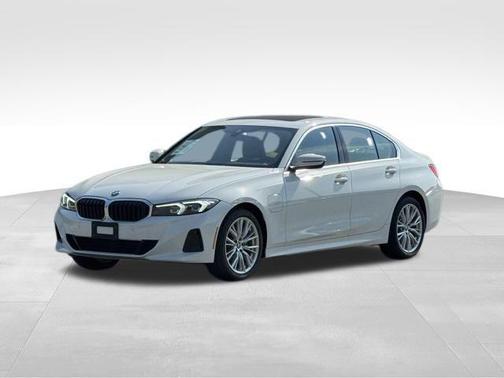 2024 BMW 330e Base