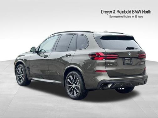 Manhattan Green Metallic 2026 BMW X5 xDrive40i
