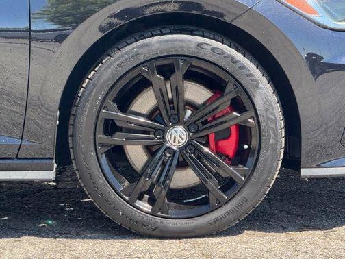 Deep Black 2021 Volkswagen Jetta GLI 2.0T Autobahn