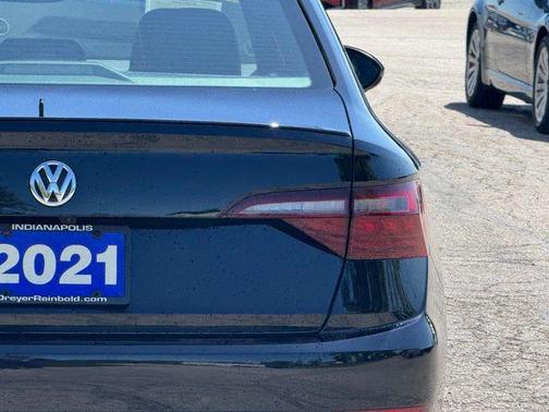 Deep Black 2021 Volkswagen Jetta GLI 2.0T Autobahn