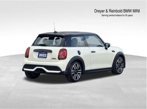 Pepper White 2022 MINI Hardtop Cooper S