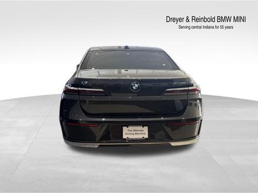 Dark Graphite Metallic 2024 BMW i7 eDrive50