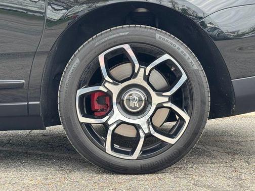 2023 Rolls-Royce Cullinan Black Badge
