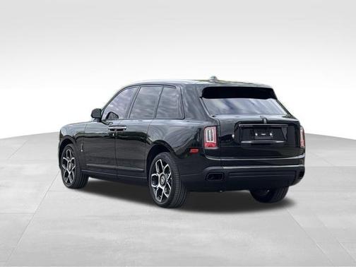2023 Rolls-Royce Cullinan Black Badge
