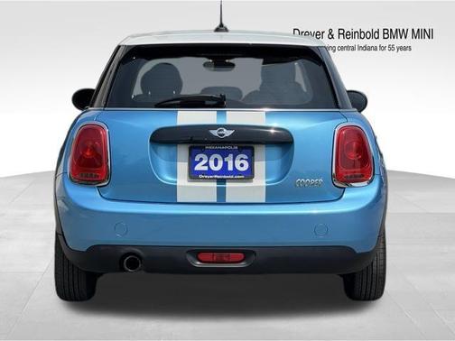 2016 MINI Hardtop Cooper