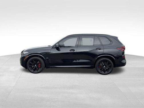 2024 BMW X5 M60i