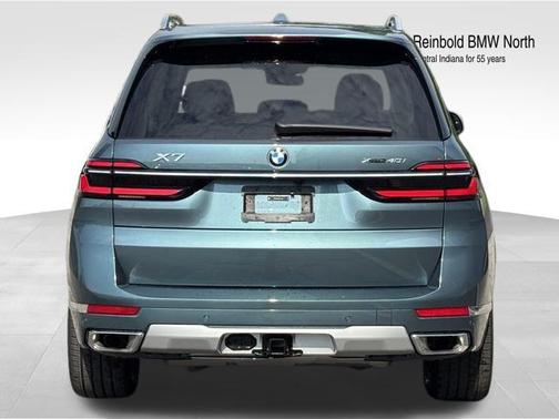 Blue Ridge Mountain Metallic 2026 BMW X7 xDrive40i