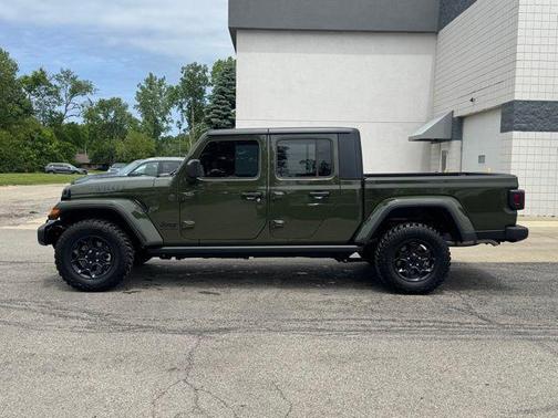 Sarge Green Clearcoat 2023 Jeep Gladiator Willys 4x4