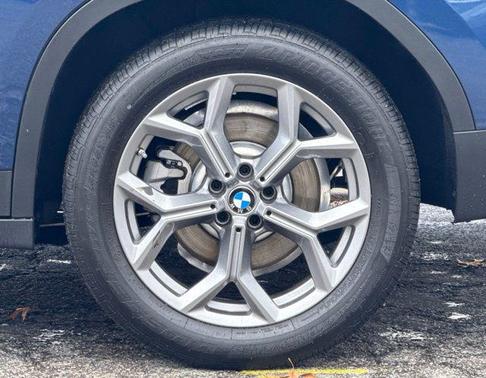 2024 BMW X4 xDrive30i