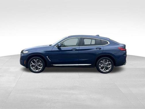 2024 BMW X4 xDrive30i