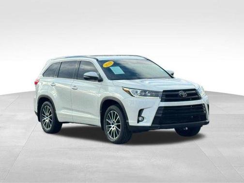 2018 Toyota Highlander SE