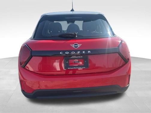 Chili Red 2026 MINI Hardtop Cooper