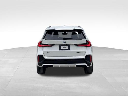 Alpine White 2026 BMW X1 xDrive28i