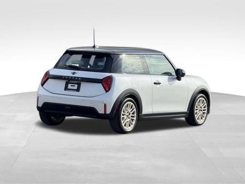 2025 MINI Hardtop Cooper