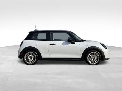 2025 MINI Hardtop Cooper