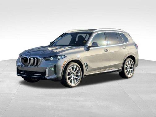 Skyscraper Grey Metallic 2026 BMW X5 xDrive40i