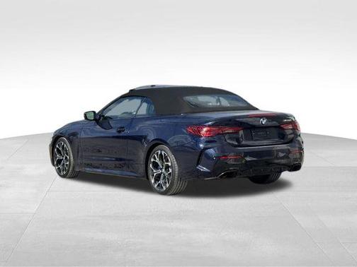 2025 BMW M440 i