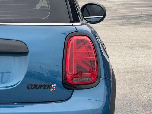 2022 MINI Hardtop Cooper S