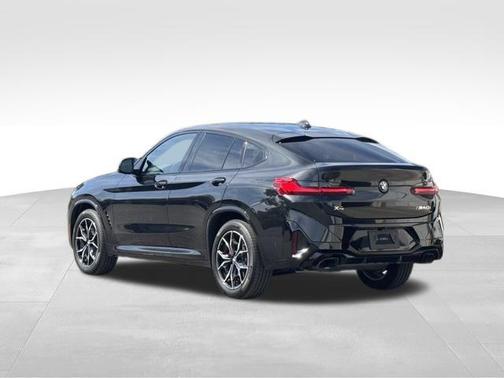 2024 BMW X4 M40i