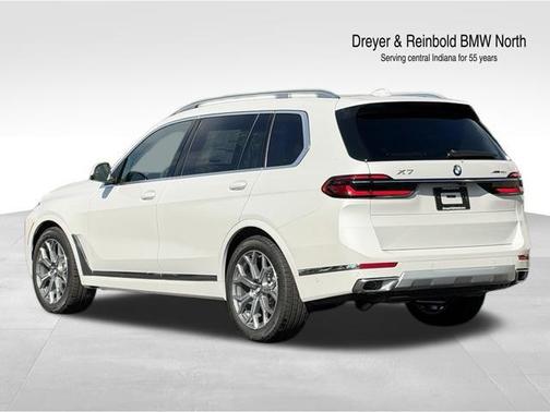 Mineral 2027 BMW X7 xDrive40i