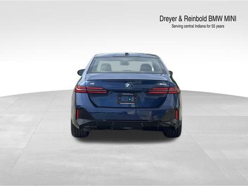 2024 BMW i5 M60