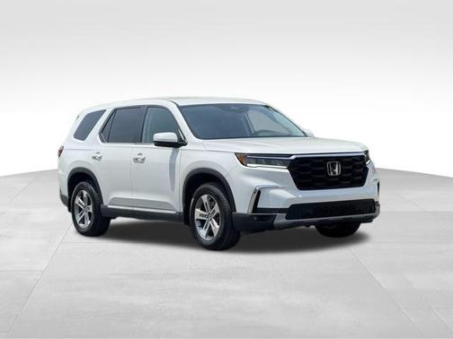 2023 Honda Pilot AWD EX-L 7 Passenger