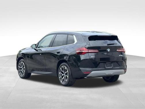 Black Sapphire Metallic 2026 BMW X3 30 xDrive