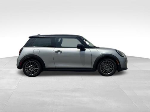 2025 MINI Hardtop Cooper