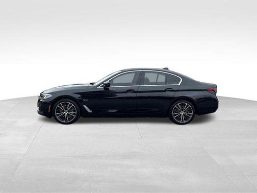 Black Sapphire Metallic 2023 BMW 530e Base