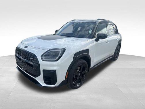 Nanuq White Metallic 2026 MINI Countryman Cooper S ALL4