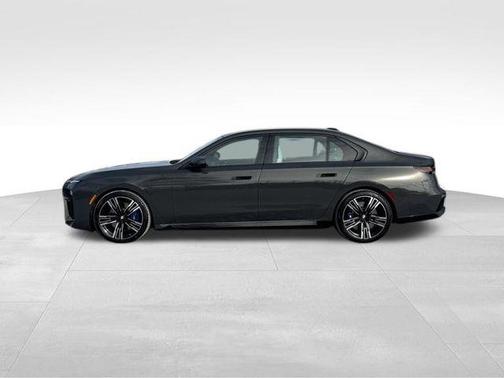2023 BMW 760 i xDrive
