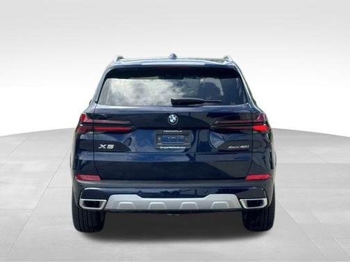 Tanzanite Blue II Metallic 2026 BMW X5 xDrive40i