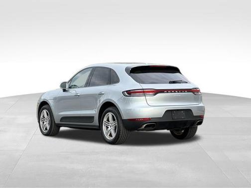 2021 Porsche Macan Base