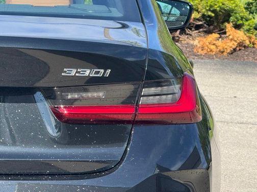 2024 BMW 330 i xDrive