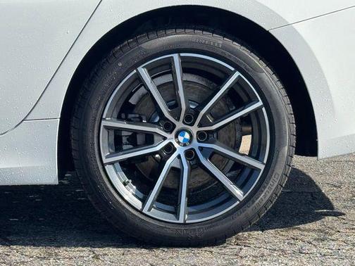 2022 BMW 330 xDrive