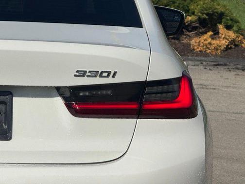 2022 BMW 330 xDrive