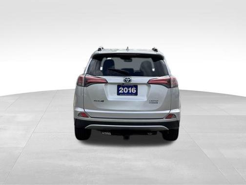 2016 Toyota RAV4 Hybrid SE
