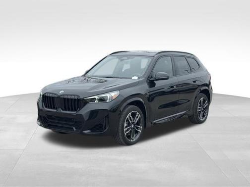 Black Sapphire Metallic 2026 BMW X1 xDrive28i