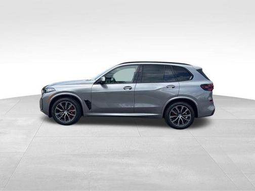 Skyscraper Grey Metallic 2026 BMW X5 xDrive40i