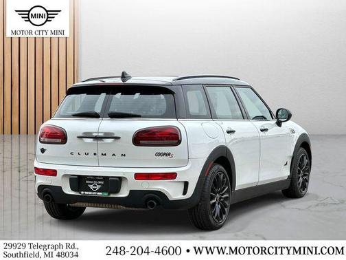 Nanuq White Metallic 2024 MINI Clubman Cooper S ALL4